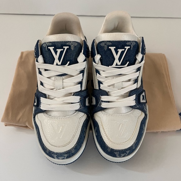 Louis Vuitton LV Trainers - Picture 2 of 11